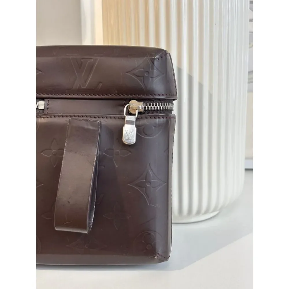 Louis Vuitton Women Pre-Loved Bag Very Good Condition
